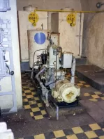 Ligne Maginot - SAINT OURS HAUT (SOH) - (Ouvrage d'artillerie) - Le groupe auxiliaire CLM 1PJ65 assurant l'éclairage de secours de l'usine et le gonflage des bouteilles d'air pour le lancement des groupes électrogènes de l'ouvrage.