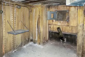 Ligne Maginot - SAINT OURS HAUT (SOH) - (Ouvrage d'artillerie) - Bloc 5
Etage supérieur
Chambre de tir - Créneau JM gauche