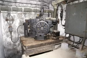 Ligne Maginot - SAINT OURS HAUT (SOH) - (Ouvrage d'artillerie) - Bloc 5
Le mécanisme du monte-charge Simplex