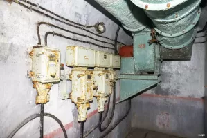 Ligne Maginot - SAINT OURS HAUT (SOH) - (Ouvrage d'artillerie) - Bloc 5
Ventilation et tableau électrique