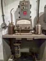 Ligne Maginot - FRESSINEA (FA) - (Ouvrage d'infanterie) - Lampe de secours à batterie, chargement.