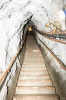Ligne Maginot - LES AITTES - (Ouvrage d'infanterie) - Bloc 2
Escalier de la galerie qui mène au bloc 2