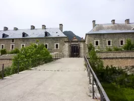 Ligne Maginot - LES TROIS-TETES - (Casernement) - L'entrée sud