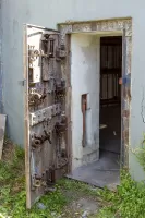 Ligne Maginot - MONTGENEVRE (BARRAGE RAPIDE) - (Blockhaus pour arme infanterie) - Porte blindée de l'entrée