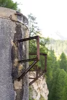 Ligne Maginot - ROCHE LA CROIX (RLC) - (Ouvrage d'artillerie) - Bloc 1
Supports de l'antenne radio