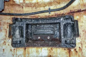 Ligne Maginot - ROCHE LA CROIX (RLC) - (Ouvrage d'artillerie) - Bloc 4
Episcope d'un créneau de la cloche VDP.