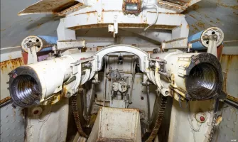 Ligne Maginot - ROCHE LA CROIX (RLC) - (Ouvrage d'artillerie) - Bloc 5
Tourelle 75/33
Chambre de tir avec les deux tubes de 75