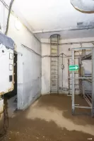 Ligne Maginot - ROCHE LA CROIX (RLC) - (Ouvrage d'artillerie) - Bloc 5
Tourelle 75/33
Étage inférieur
Local avec echelle vers l'étage supérieur