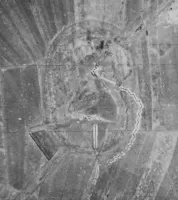 Ligne Maginot - ESCHERANGE OUEST - C37 - (Casemate d'infanterie - Simple) - Vue aérienne des deux casemates d'Escherange en mars 1940