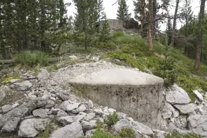 Ligne Maginot - ROCHER DE 10 HEURES 10 - (Blockhaus pour arme infanterie) - En haut à proximité le blockhaus 3