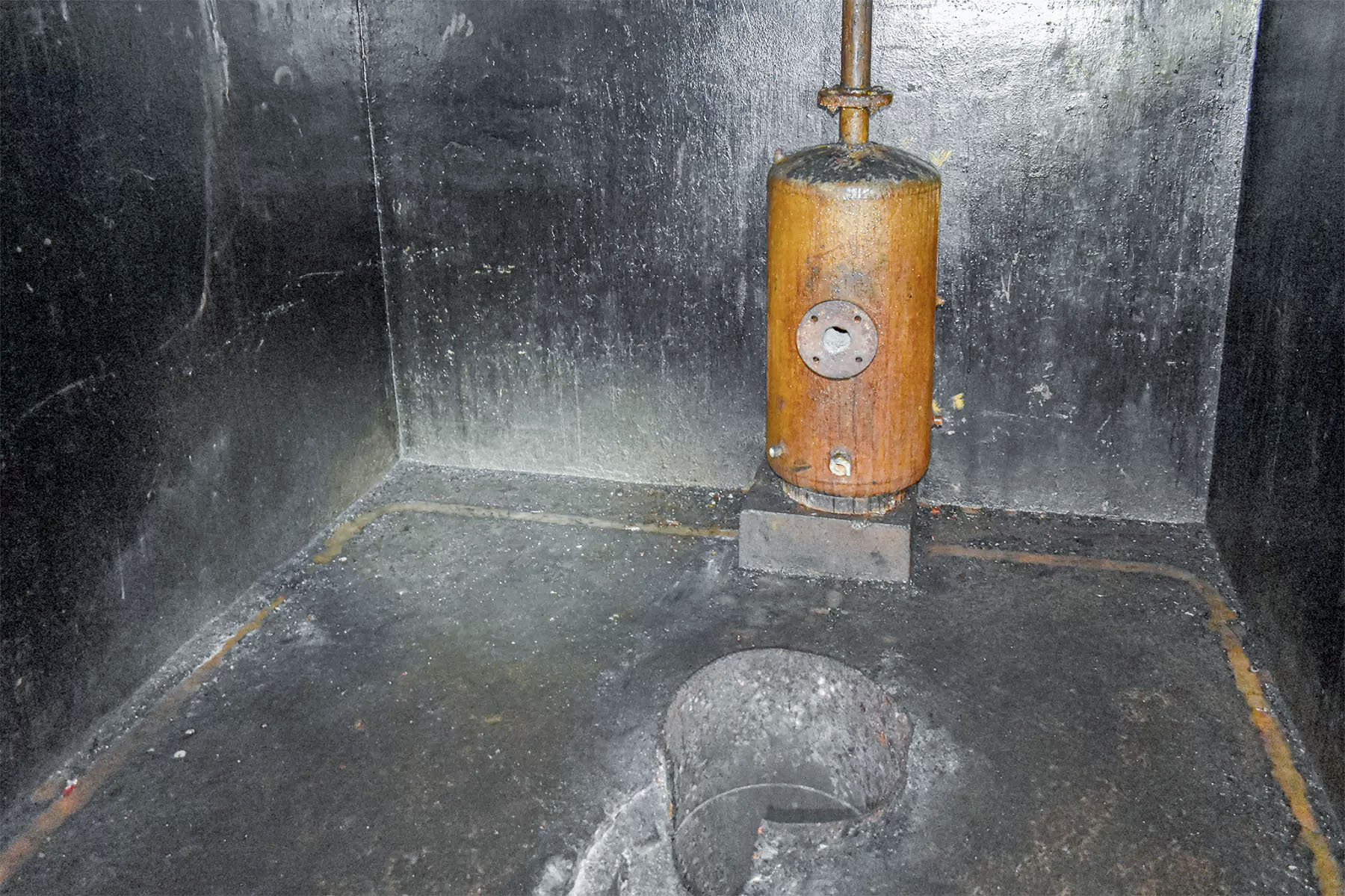 Ligne Maginot - FREUDENBERG (QUARTIER SCHIESSECK - I/37° RIF) - (Abri) - Le puits - David Palmer