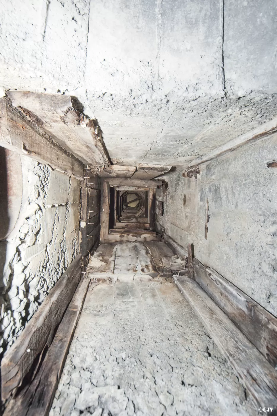 Ligne Maginot - COL DE BUFFERE - (Ouvrage d'infanterie) - Le puits du bloc 3