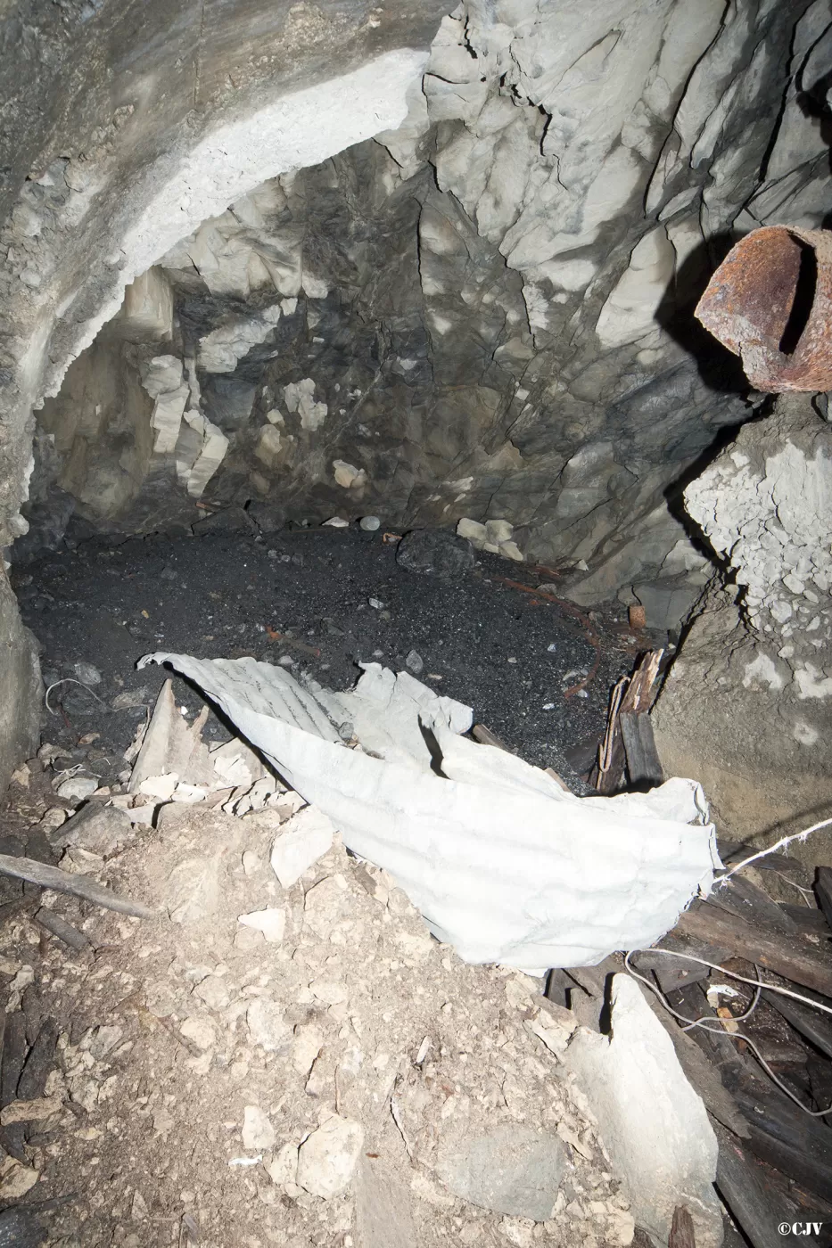 Ligne Maginot - COL DE BUFFERE - (Ouvrage d'infanterie) - Stock de charbon - Lia VERMEULEN