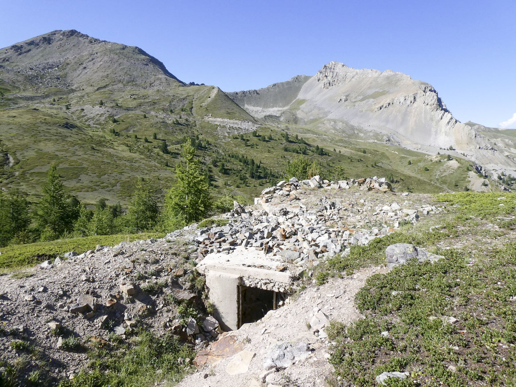 Ligne Maginot - COL DE GRANON ANNEXE 1 - (Blockhaus pour arme infanterie) -  - ELLENA Daniel - CUNY Philippe