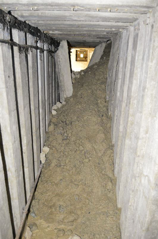 Ligne Maginot - LARCHE (L) - (Ouvrage d'infanterie) - Éboulement du couloir principal chez l’entrée