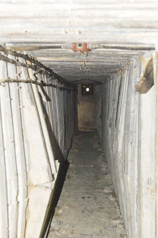 Ligne Maginot - LARCHE (L) - (Ouvrage d'infanterie) - Éboulement du couloir principal chez le magasin aux vivres