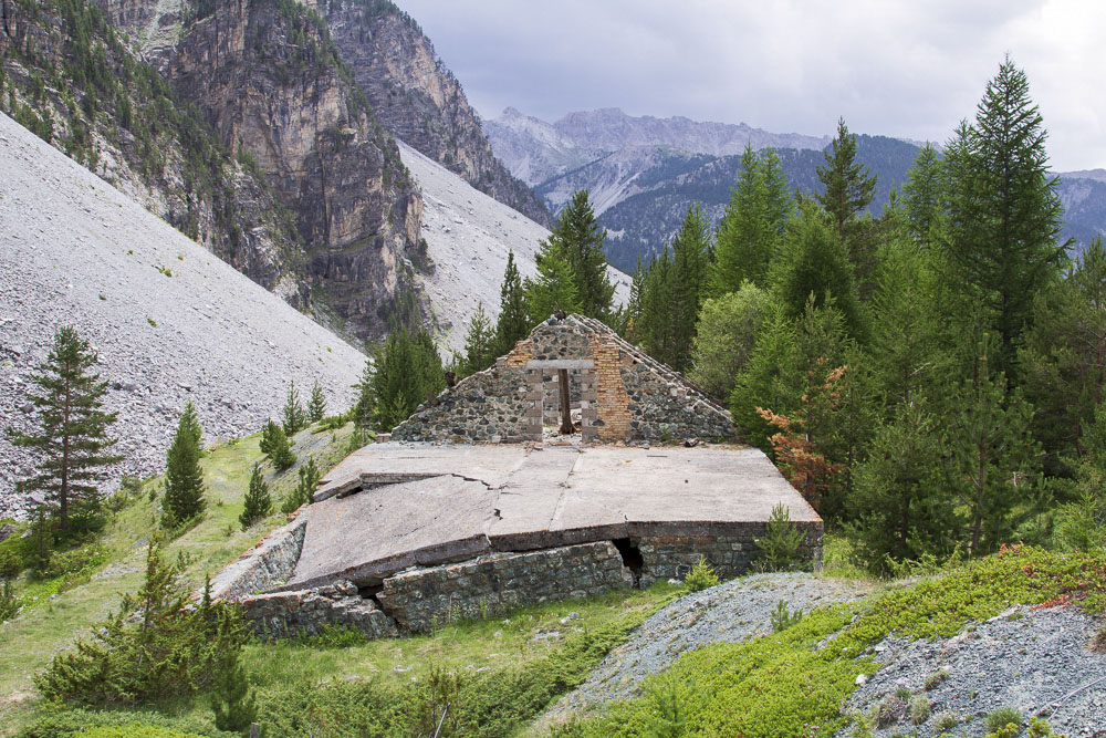 Ligne Maginot - LES AITTES - (Casernement) - Vue du casernement - Michel Teiten