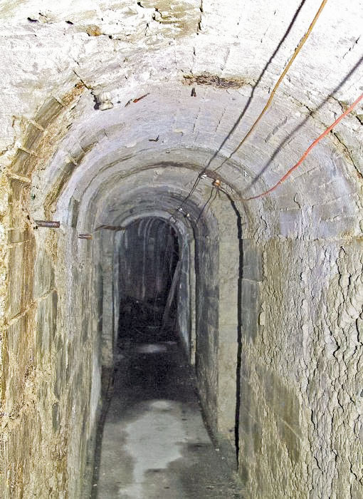 Ligne Maginot - COL DE GRANON - (Ouvrage d'infanterie) - Une impression complémentaire de l'intérieur.
