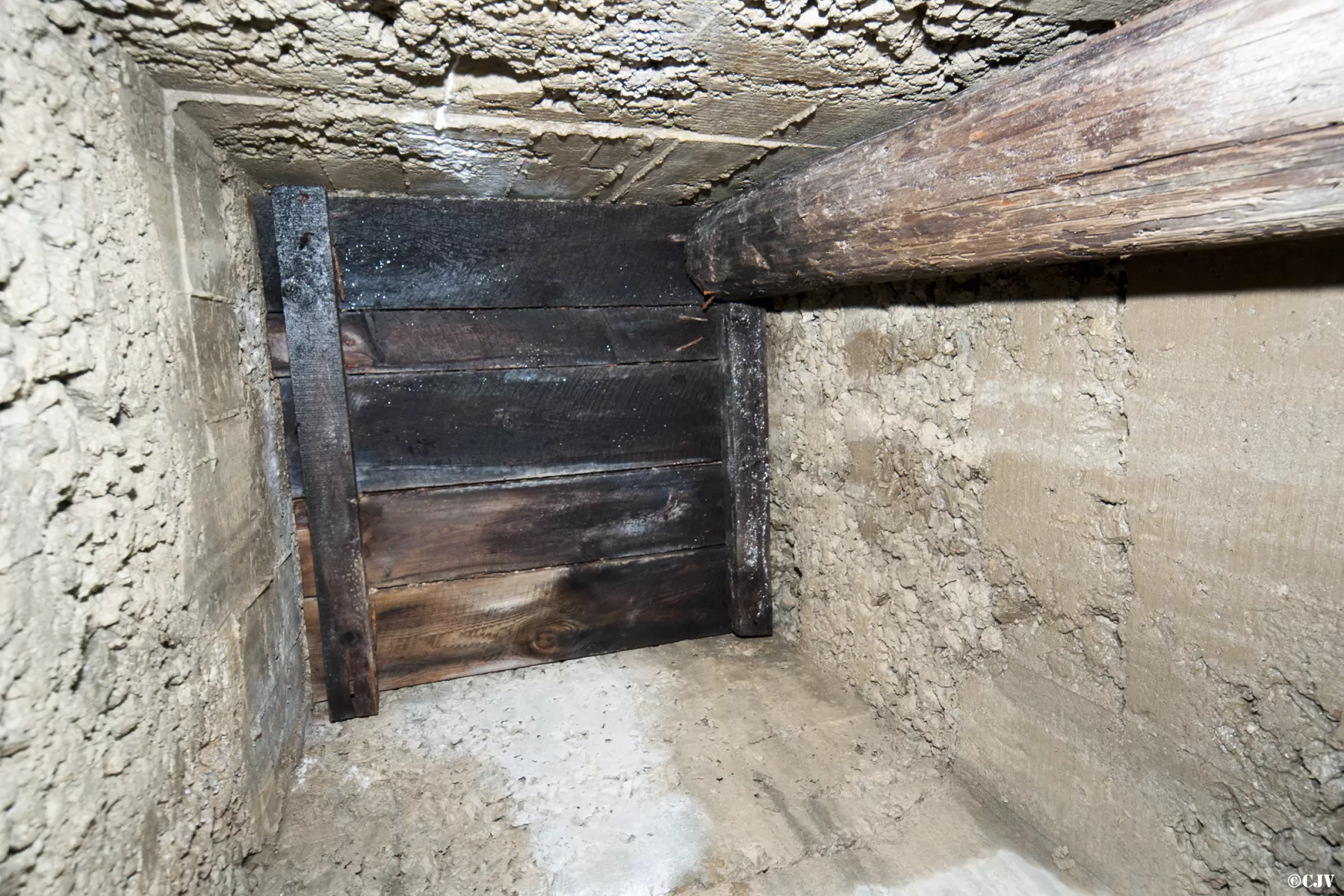 Ligne Maginot - COL DE GRANON - (Ouvrage d'infanterie) - Un puits bouché - Lia VERMEULEN