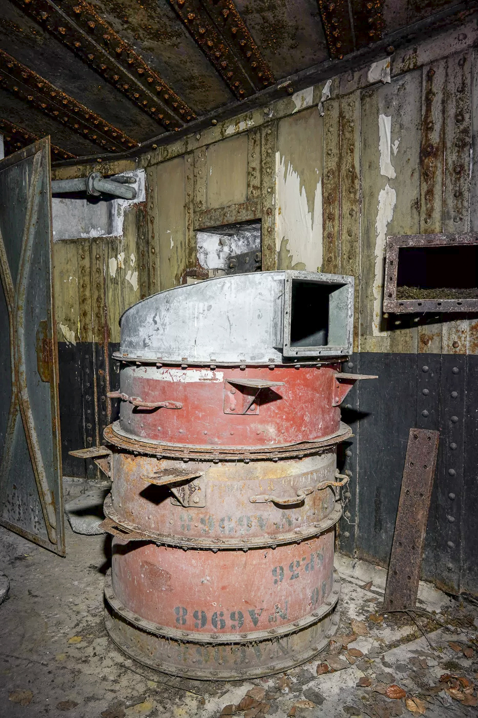 Ligne Maginot - BIESENBERG 3 - (Blockhaus pour arme infanterie) - Filtre à air et ventilation
 - David Palmer