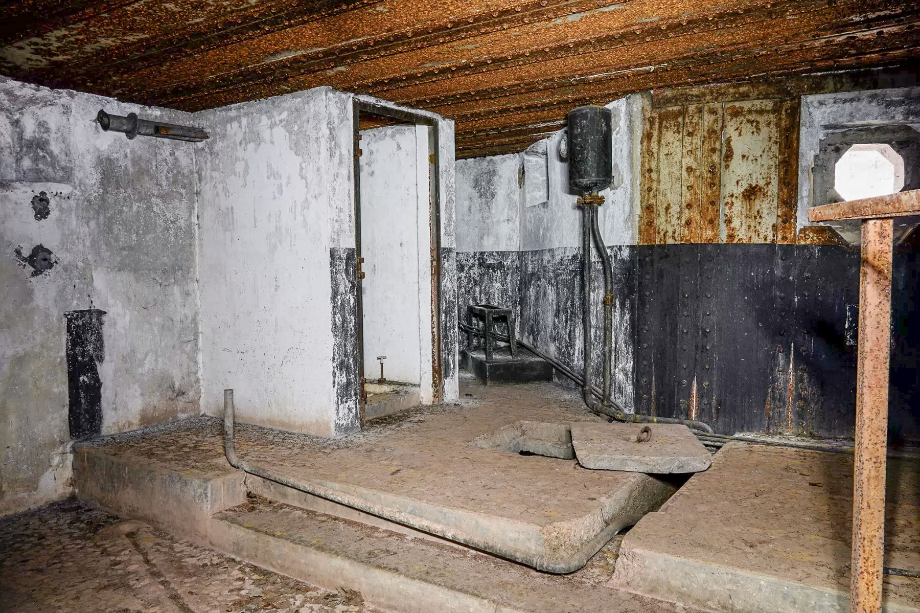 Ligne Maginot - BIESENBERG 2 - (Blockhaus pour arme infanterie) - Chambre de tir - David Palmer