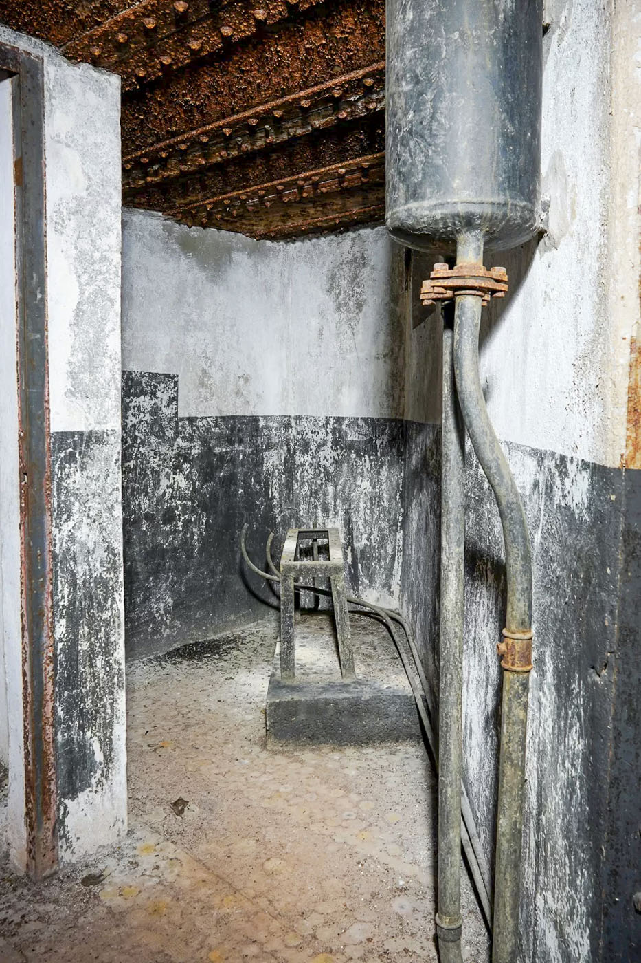 Ligne Maginot - BIESENBERG 2 - (Blockhaus pour arme infanterie) - Pompe à eau - David Palmer