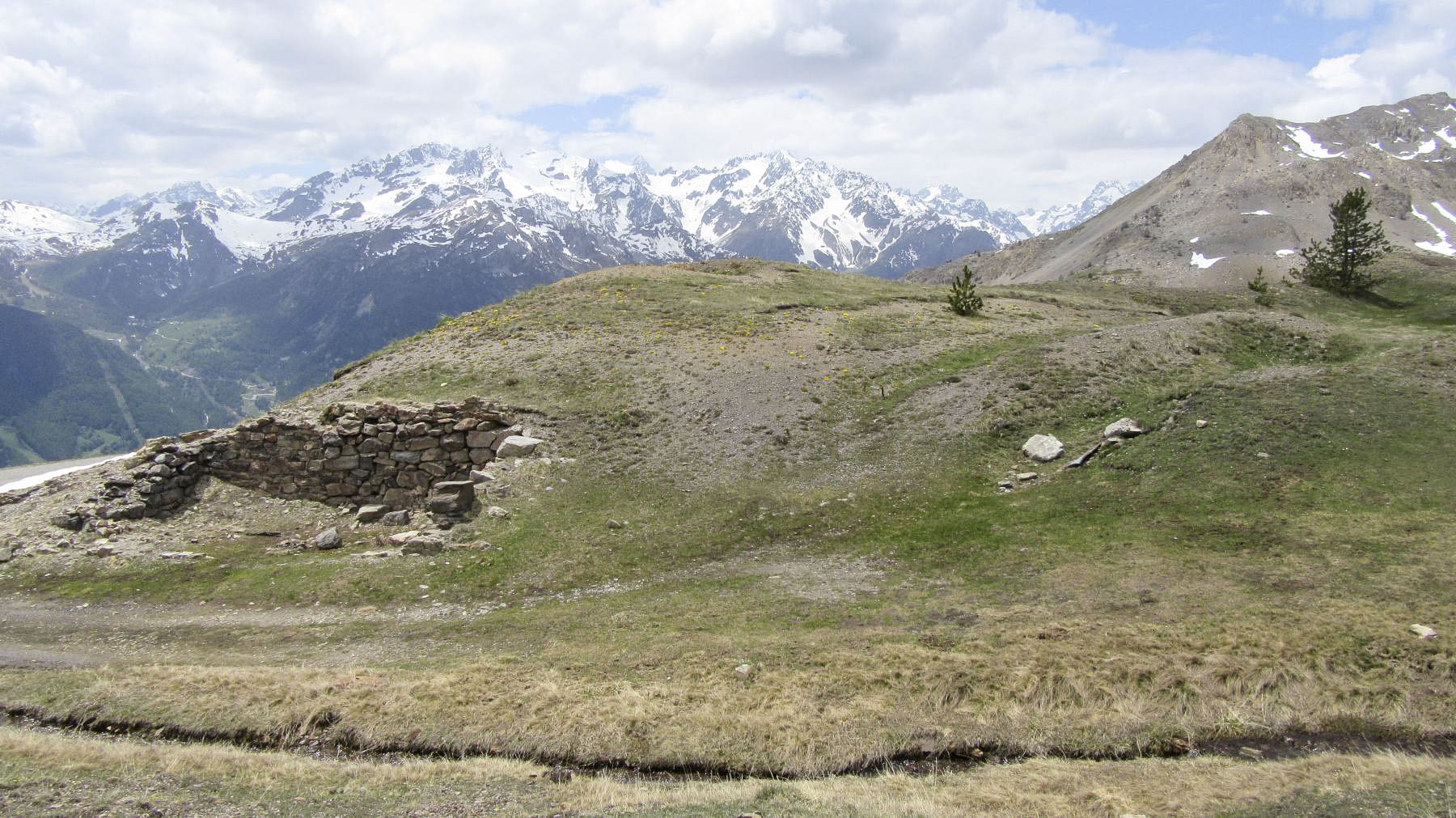 Ligne Maginot - MAISON CANTONIERE ST JOSEPH (82° BAF - PC DE GUERRE) - (PC de Quartier) - Restes de la maison cantonnière - Jean Berthier
