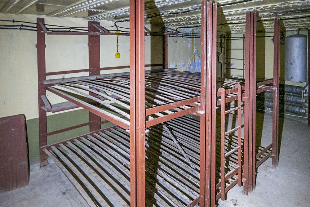 Ligne Maginot - JANUS - (Ouvrage d'artillerie) - Bloc 2
Lits dans la chambre de tir supérieure - Michel Teiten