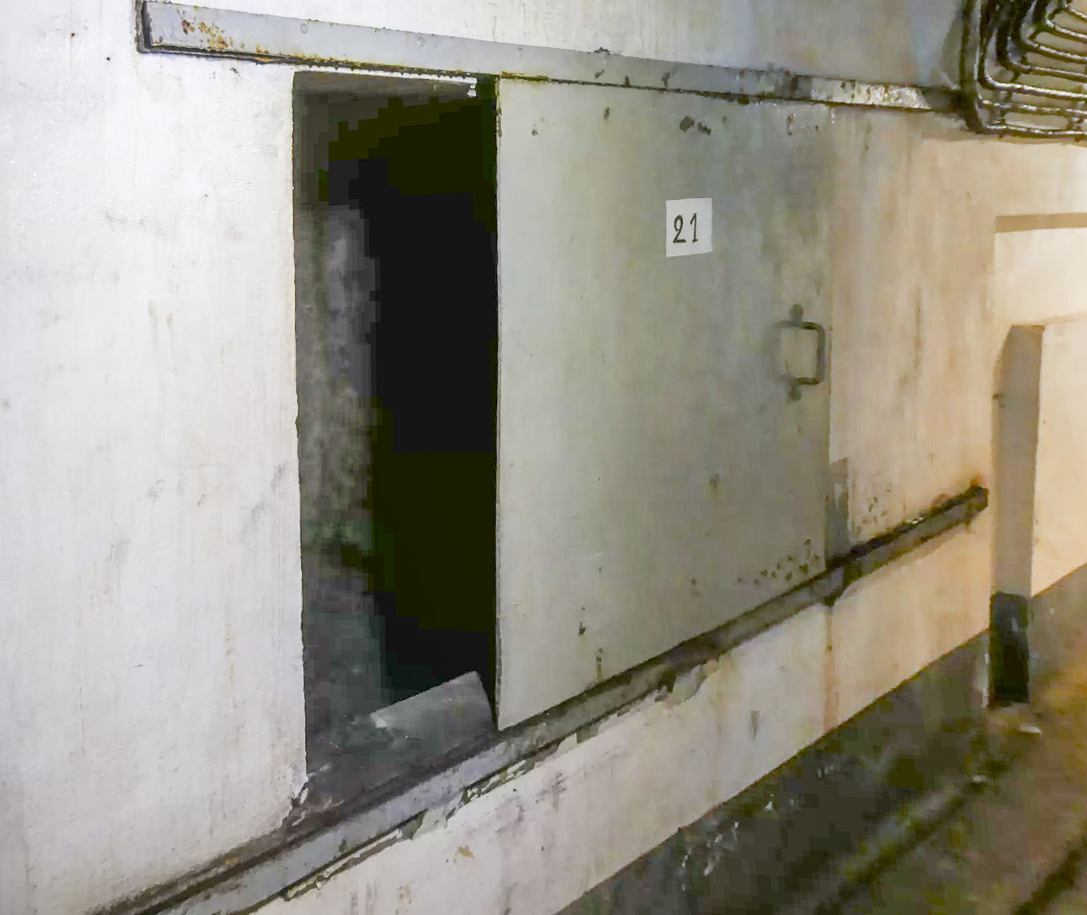 Ligne Maginot - JANUS - (Ouvrage d'artillerie) - Local à charbon - ELLENA Daniel - CUNY Philippe