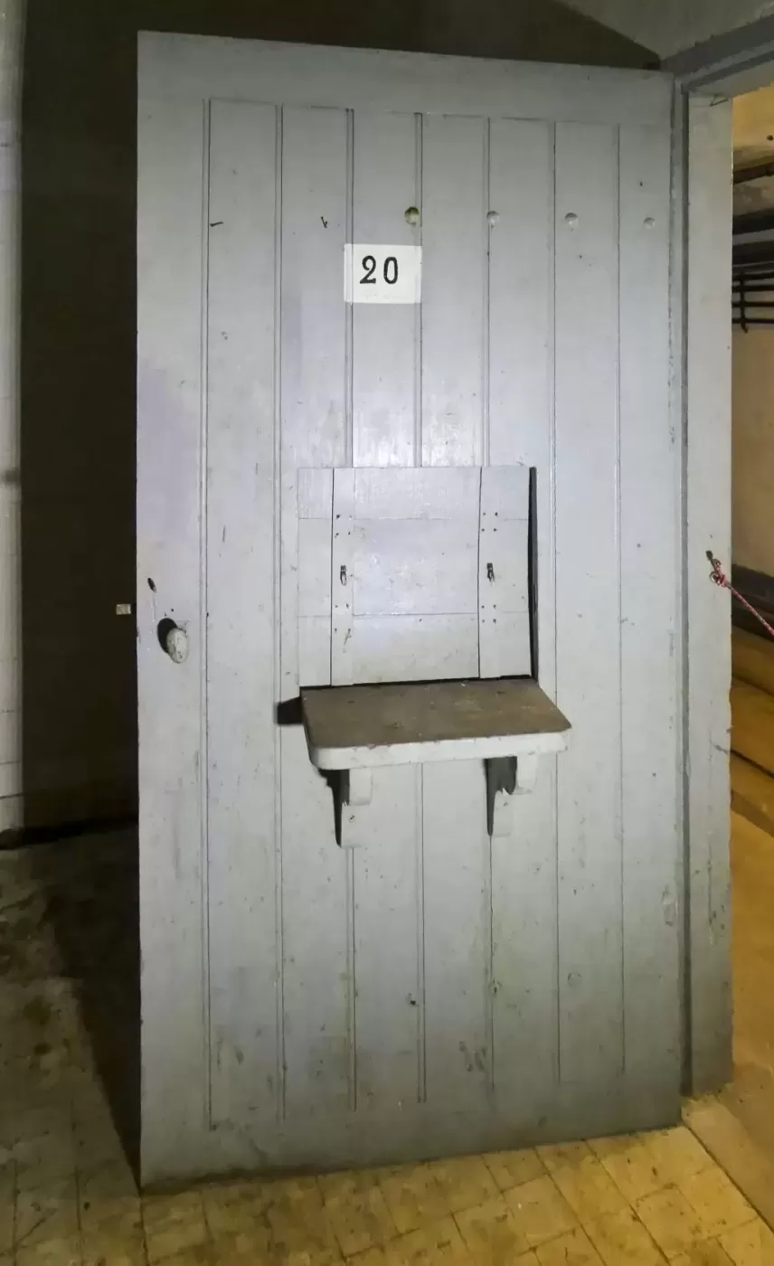 Ligne Maginot - JANUS - (Ouvrage d'artillerie) - Porte passe-plat - ELLENA Daniel - CUNY Philippe