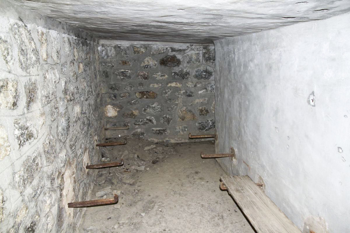 Ligne Maginot - GONDRAN ABRI 4 - (Abri) - L'unique salle de l'abri