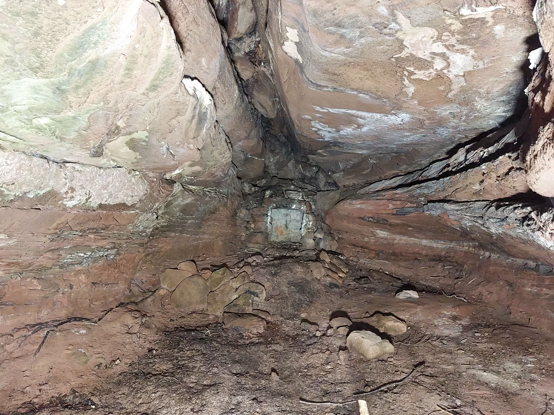 Ligne Maginot - LANDERSBERG OUEST - (Cuve pour arme d'infanterie) - Abri de la cuisine - Gregory Fuchs