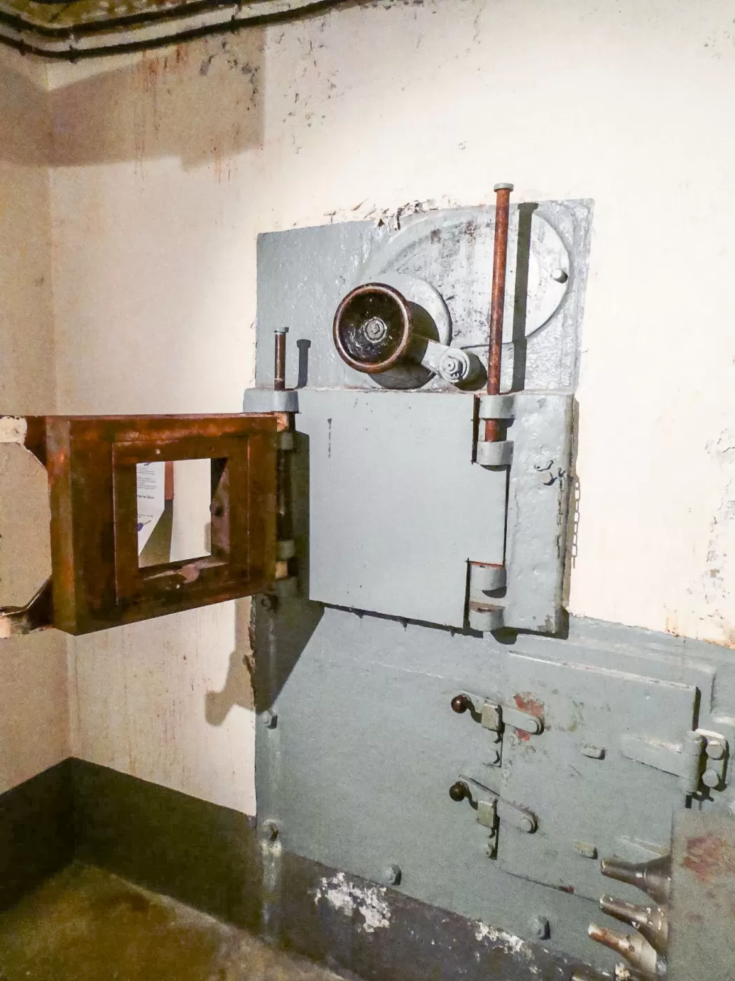 Ligne Maginot - SAINT OURS BAS (SOB) - (Ouvrage d'infanterie) - Créneau pour mortier de 50mm