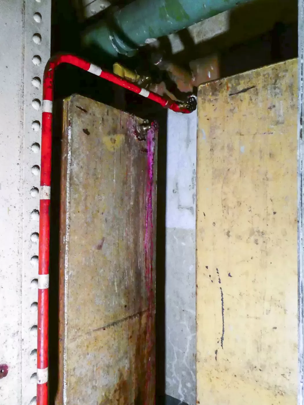 Ligne Maginot - SAINT OURS BAS (SOB) - (Ouvrage d'infanterie) - Les cuves de fuel. - ELLENA Daniel - CUNY Philippe