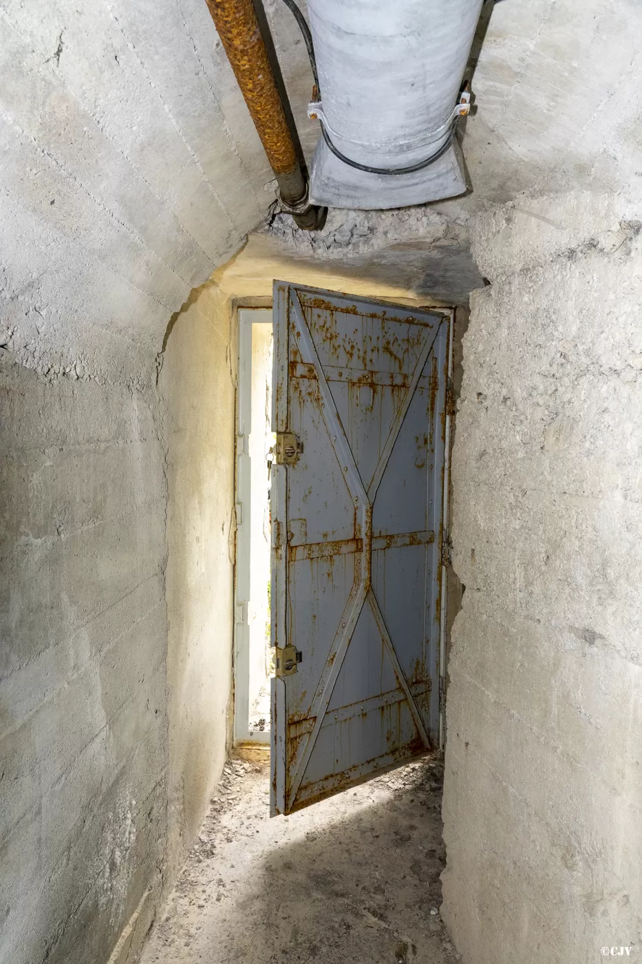 Ligne Maginot - LA LAME (QUARTIER VACHETTE - 91° BCA) - (PC de Quartier) - Entrée droite
La porte - Lia VERMEULEN