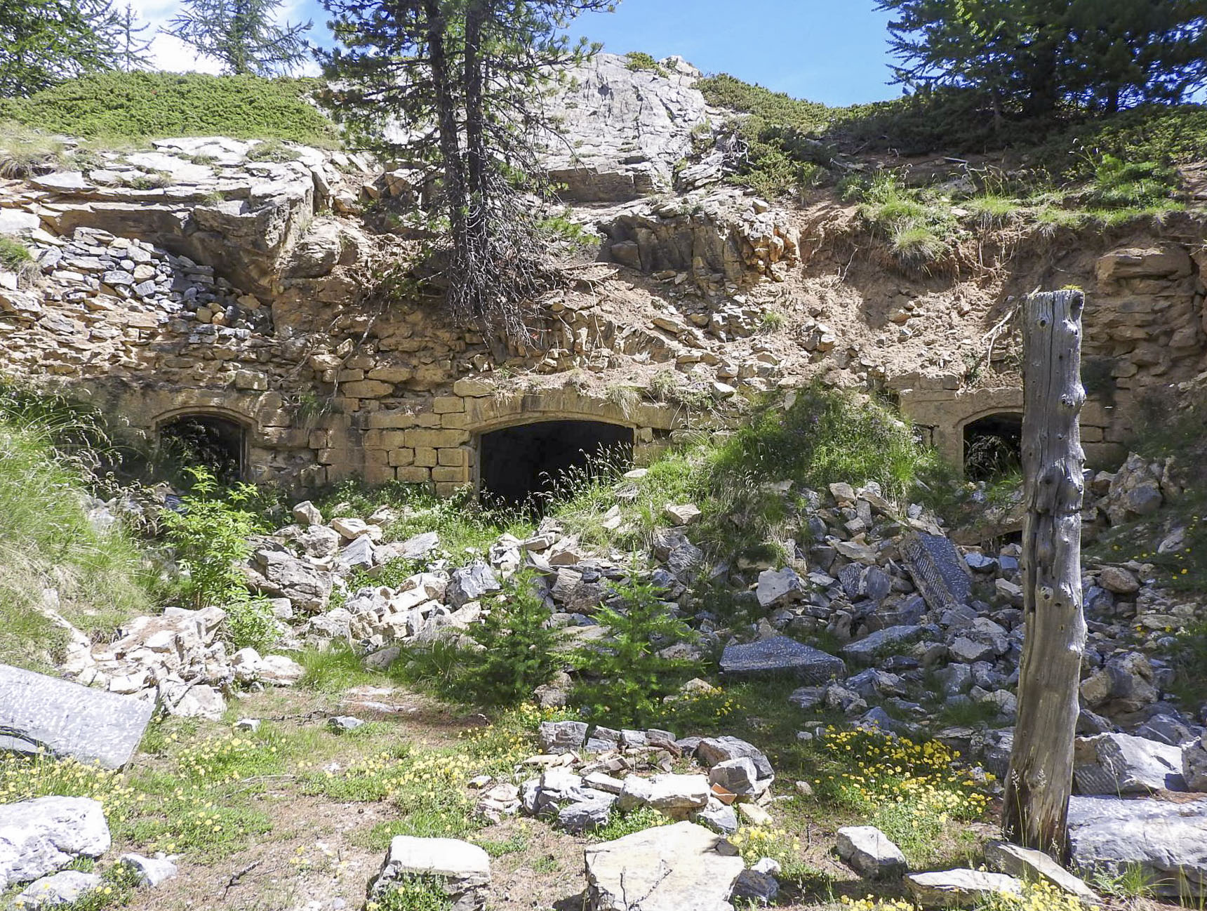 Ligne Maginot - LA LAUZETTE NORD (3° BIE / 154° RAP) - (Position d'artillerie préparée) - Le magasin sous roc. - STENGER Mathieu