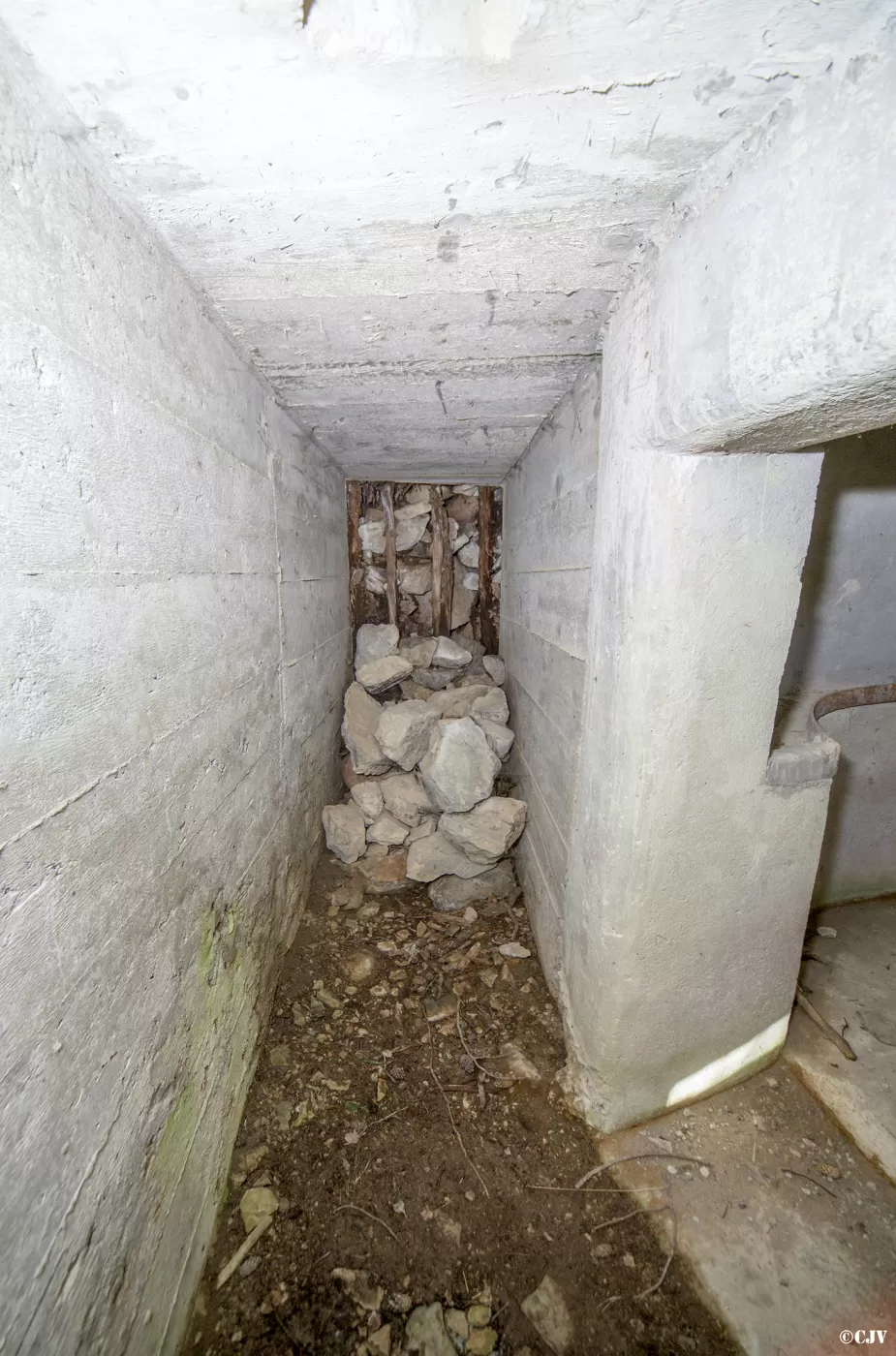 Ligne Maginot - LA PIGNEE 2 - (Blockhaus pour arme infanterie) - Deuxième entrée - Lia VERMEULEN