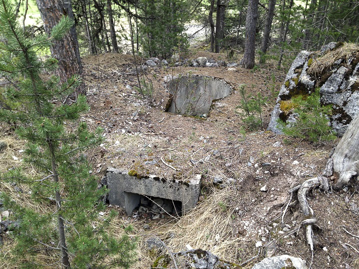 Ligne Maginot - LA PINATELLE 2 - (Cuve pour arme d'infanterie) - Cuve bétonnée pour tourelle démontable STG 35/37