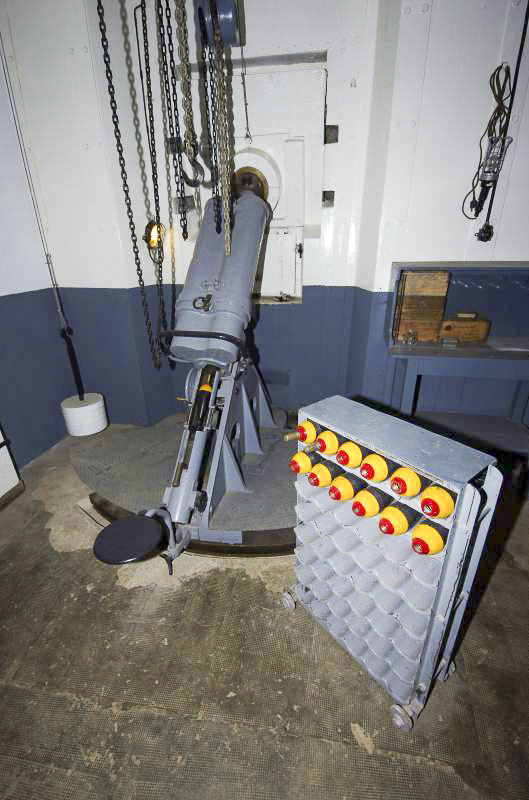 Ligne Maginot - BOIS DU FOUR - A5 - (Ouvrage d'infanterie) - Chambre de tir mortier Est
Mortier 81