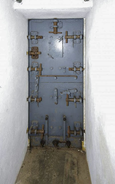Ligne Maginot - BOIS DU FOUR - A5 - (Ouvrage d'infanterie) - Porte blindée