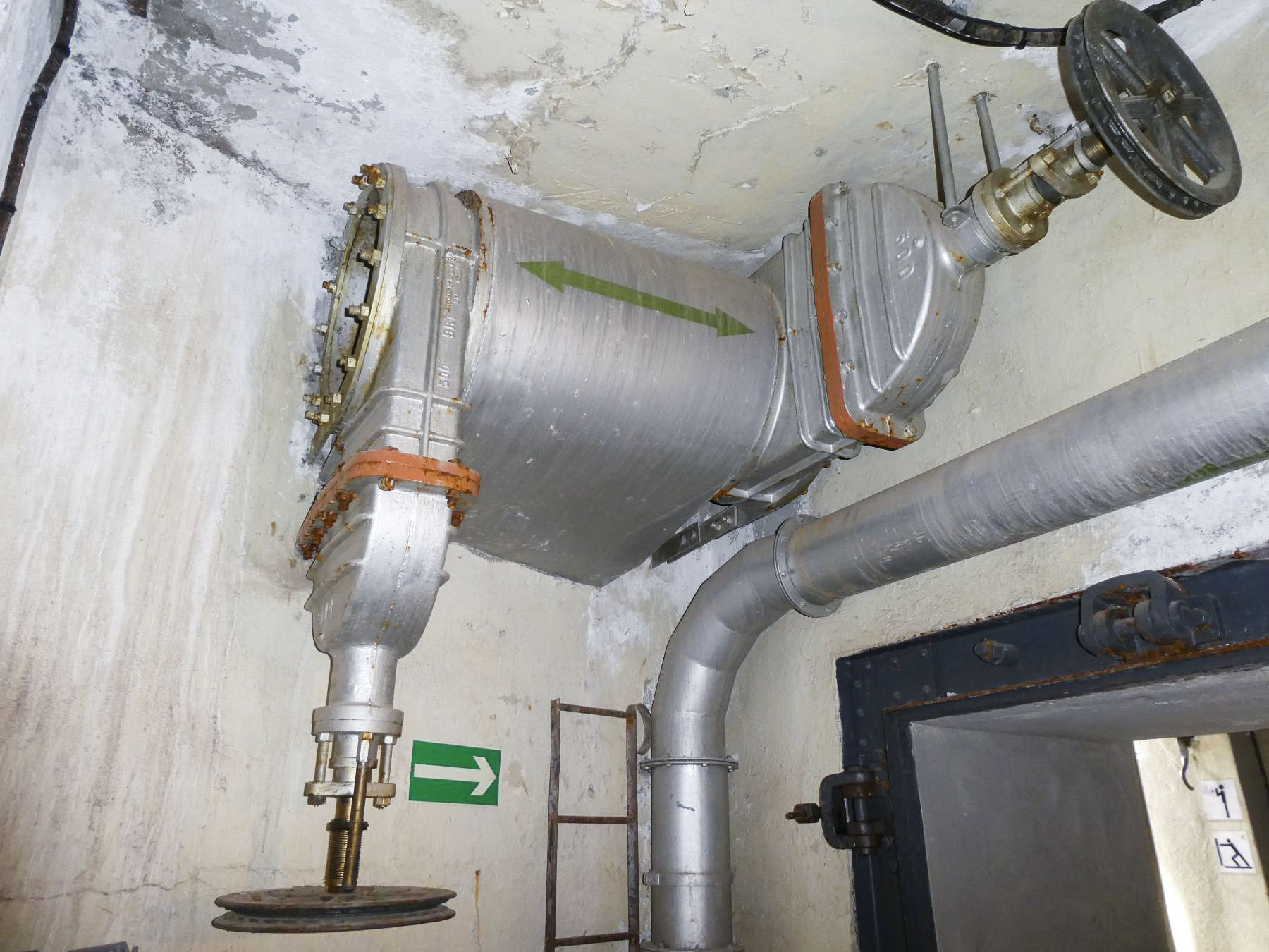 Ligne Maginot - SAINT OURS HAUT (SOH) - (Ouvrage d'artillerie) - Bloc 1
Prise d'air, système de bypass 