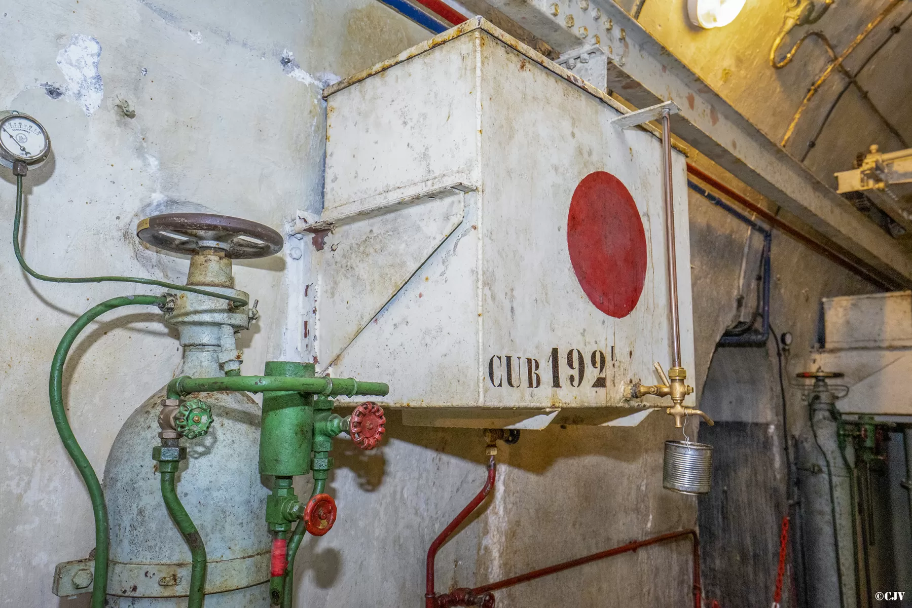 Ligne Maginot - SAINT OURS HAUT (SOH) - (Ouvrage d'artillerie) - L'usine électrique
Le réservoir de jour - Lia VERMEULEN