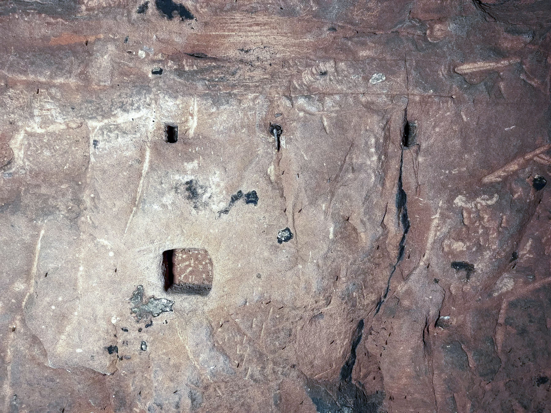 Ligne Maginot - BIESENBERG - OBS AVANCé - (Observatoire d'artillerie) - Traces d'aménagements (poste téléphonique ?) - Gregory Fuchs