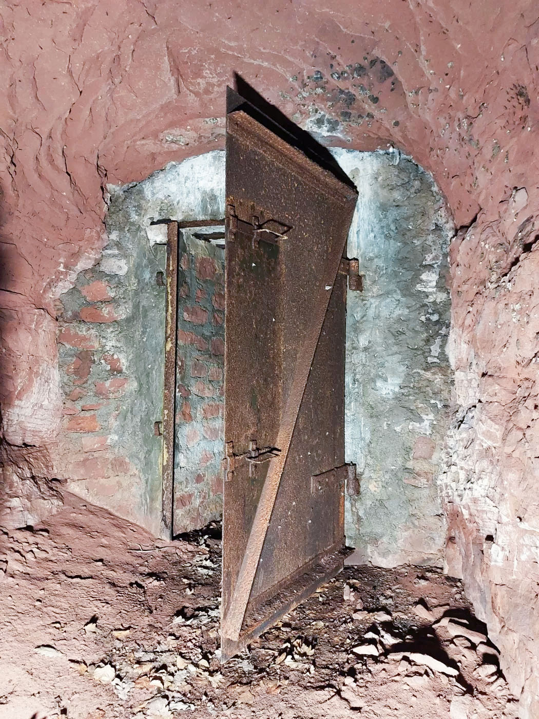 Ligne Maginot - BIESENBERG - OBS AVANCé - (Observatoire d'artillerie) - Entrée de l'observatoire - Gregory Fuchs