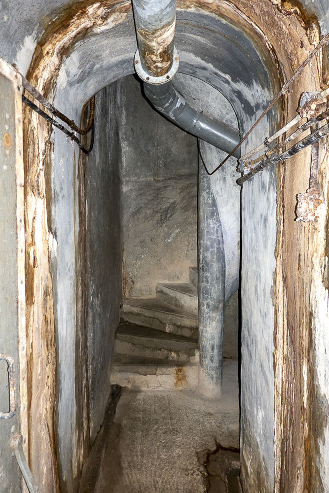 Ligne Maginot - SAINT OURS HAUT (SOH) - (Ouvrage d'artillerie) - Bloc 4
Escaliers menant à l'étage
