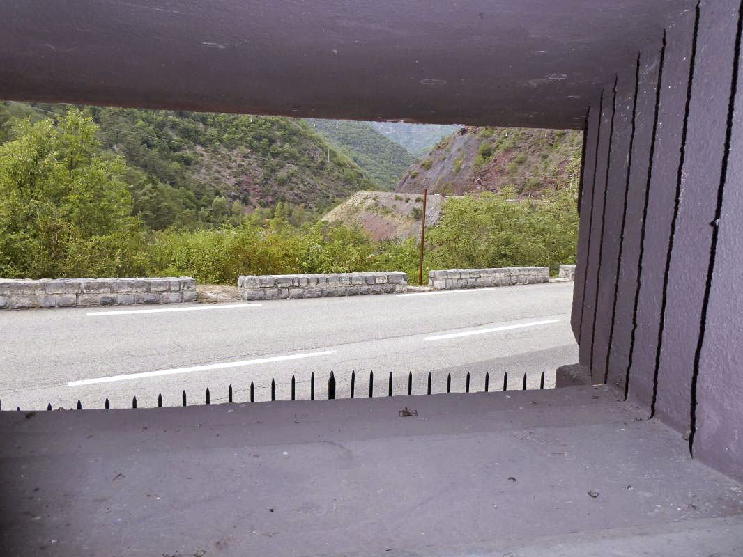Ligne Maginot - FRESSINEA (FA) - (Ouvrage d'infanterie) - Bloc 3
Axe de tir du canon, le DMP se trouve à droite