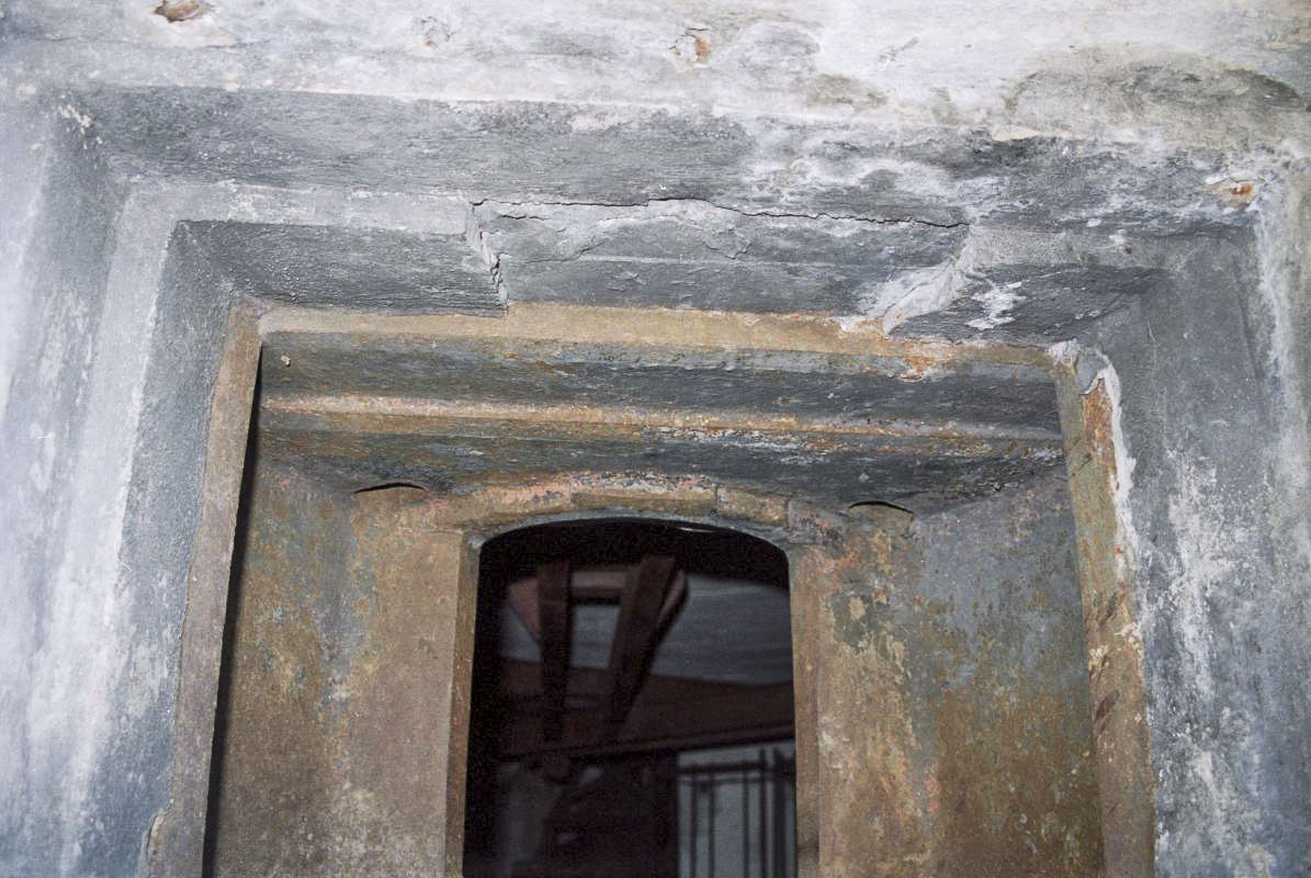 Ligne Maginot - MONTGENEVRE (BARRAGE RAPIDE) - (Blockhaus pour arme infanterie) - Trémie type 4
