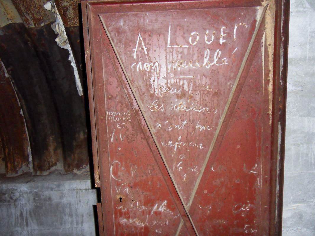 Ligne Maginot - RAVIN DE L'ENROUYE - (Abri) - Commentaire humoristique attribué aux FTP en 1944. - Alain Perouffe