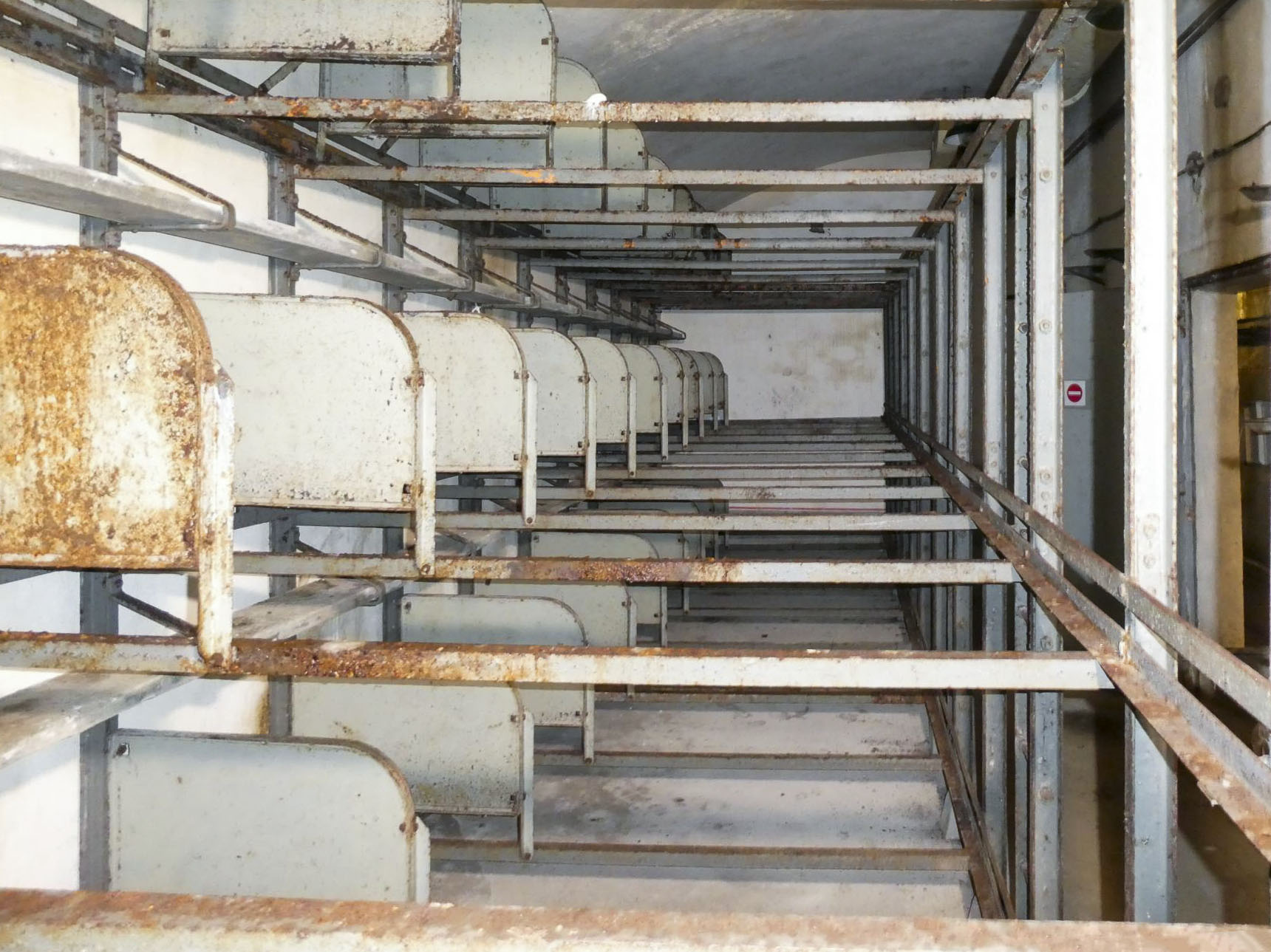 Ligne Maginot - ROCHE LA CROIX (RLC) - (Ouvrage d'artillerie) - Casernement
Chambrée