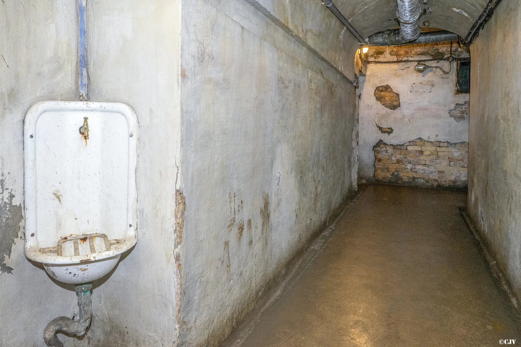 Ligne Maginot - ROCHE LA CROIX (RLC) - (Ouvrage d'artillerie) - Casernement - Lia VERMEULEN